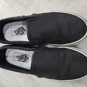 Black Vans